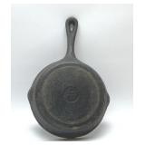 BENJAMIN AND BROWN CAST IRON PAN 8''