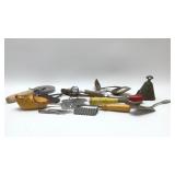VTG KITCHEN UTENSILS