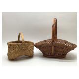2 VTG baskets