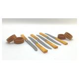 BAKELITE 1950ï¿½s KNIVES, NAPKIN RINGS