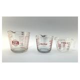 3 MIXING CUPS