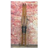 1920's WOODEN SNOW SKIS, BAMBOO POLES