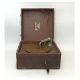 ANTIQUE SONORA PORTABLE HAND CRANK RECORD PLAYER