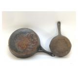2 CAST-IRON SKILLETS 1 WAGNER, 1 NEVER BREAK