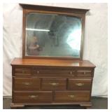 8 drawer Dresser with Mirror