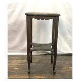 VTG WOOD HIGH SIDE TABLE SQUARE TOP