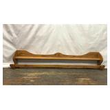 VTG SOLID WOOD WALL MOUNTED SHELF QUILT RACK