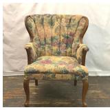 VTG QUEEN ANNE STYLE ARMCHAIR FLORAL TAPESTRY