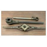 3 VTG PIPE RATCHETING PIPE THREADER TOOLS HANDLES