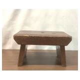 VTG PRIMITIVE BROWN PAINTED WOODEN STOOL