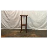 VTG WOODEN PEDESTAL TABLE PLANT STAND