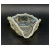 HEISEY SCALLOPED EDGE TRI FOLDED BOWL