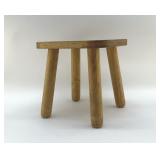 MILKING STOOL 9'