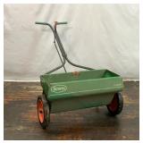 SCOTTS GREEN METAL PF SPREADER SEED SPREADER