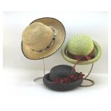 WOMENS STRAW HATS & HATBOX