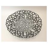BLACK METAL RING FRUIT BOWL