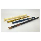 4 WOODEN FLUTES BRIMFUL HOUSE PLASTIC RECORDER