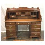 PENNSYLVANIA HOUSE ROLL TOP DESK 55x27x48