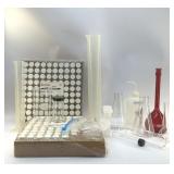 ASSORTED LAB EQUIPMENT BEAKERS, BOTTLES