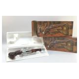 DUELING PISTOLS AVON BOTTLES IN BOX 11" 1970