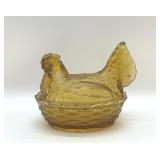LARGE AMBER HEN ON A NEST 8.5"