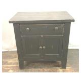 BROYHILL RUSTIC NIGHTSTAND/END TABLE