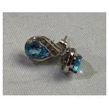 10 K white gold post earrings 10 K white gold post earrings