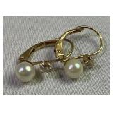 14 K yellow gold earrings 14 K yellow gold earrings