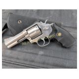 SMITH & WESSON 686-3 357 MAG STAINLESS