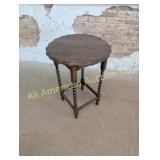 OAK BARLEY TWIST LAMP TABLE