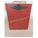 VINTAGE METAL DIAMOND TOOL RACK