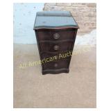 ANTIQUE MAHOGANY 4 DRAWER NIGHT STAND