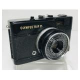 Olympus Trip 35. Black. 40mm lens Olympus Trip 35. Black. 40mm lens