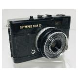 Olympus Trip 35. Black. 40mm lens