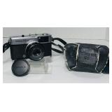 Olympus Trip 35. Black and chrome, 40mm Lens Olympus Trip 35. Black and chrome, 40mm Lens