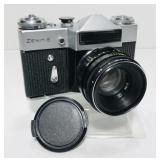 Zenit-E. 35mm Black and chrome. 44-58mm lens. Zenit-E. 35mm Black and chrome. 44-58mm lens.