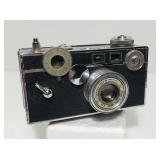 Argus C3 35mm. Lens coupled rangefinder.