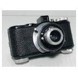 Spartus 35F model 400. Black and chrome. No case. Spartus 35F model 400. Black and chrome. No case.