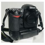 Nikon D200 10.2 megapixel digital SLR. No lens. Nikon D200 10.2 megapixel digital SLR. No lens.