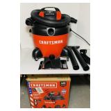 Craftsman 16 Gallon Shop Vac, 5hp, Has filter in