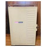 Coleman 3-Way Cooler, Could easily clean up to Coleman 3-Way Cooler, Could easily clean up to