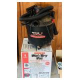 Hoover Wet/Dry Vac, 6 Gallon Hoover Wet/Dry Vac, 6 Gallon