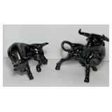 2 Glazed Ceramic Bulls 2 Glazed Ceramic Bulls