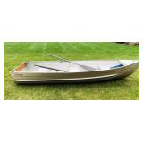AeroCraft Aluminum Boat, 12ft Long Was hanging AeroCraft Aluminum Boat, 12ft Long Was hanging
