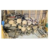 Half or more face cord of nice dry Hardwood Half or more face cord of nice dry Hardwood