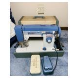 White Dress Master Sewing Machine, looks Great!