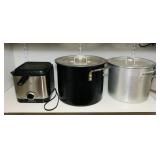 2 Stock Pots, Oater Electric, Deep Fryer 2 Stock Pots, Oater Electric, Deep Fryer
