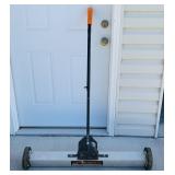 Magnetic Sweeper, 36", Works good Magnetic Sweeper, 36", Works good