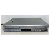 JVC DVD/ VHS Combo Player w/ Remote JVC DVD/ VHS Combo Player w/ Remote