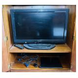 Panasonic 32ï¿½ LCD TV with Rotating Stand, Roku,
